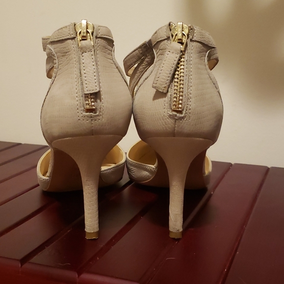 Nine West Shoes - Picture 2 of 3
